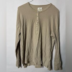 Offline by Aerie Women’s Tan Waffle Knit Snap Button Henley Size Medium Cozy
